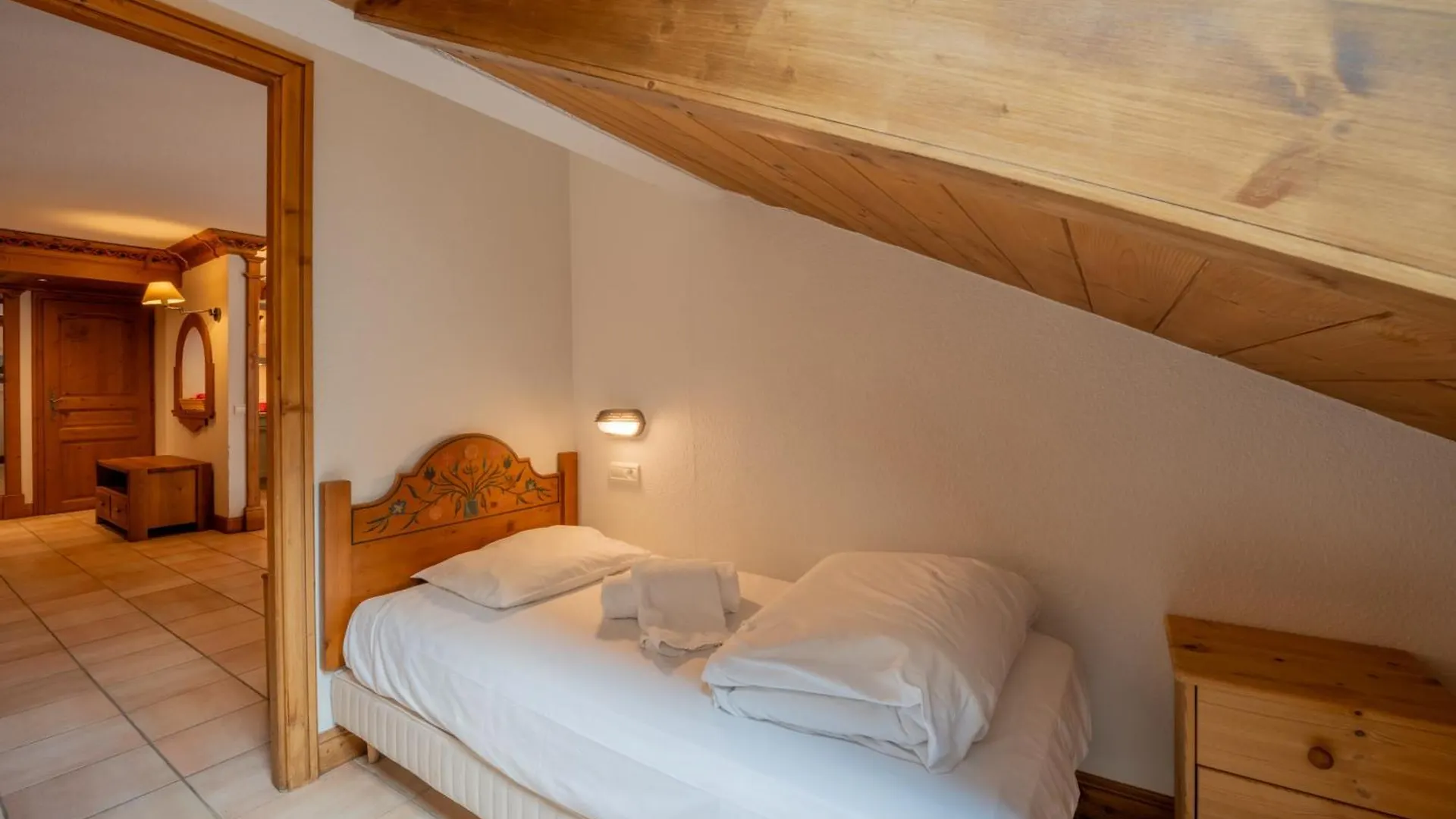 Residence Le Cristal - Mont Blanc 8 - Happy Rentals Chamonix